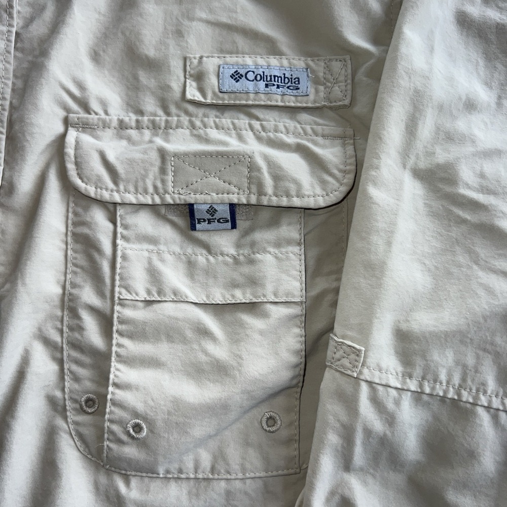 Columbia PFG Omni-Shade Fishing Shirt Mens Medium Tan Vented Long Sleeve Nylon - Picture 3 of 9